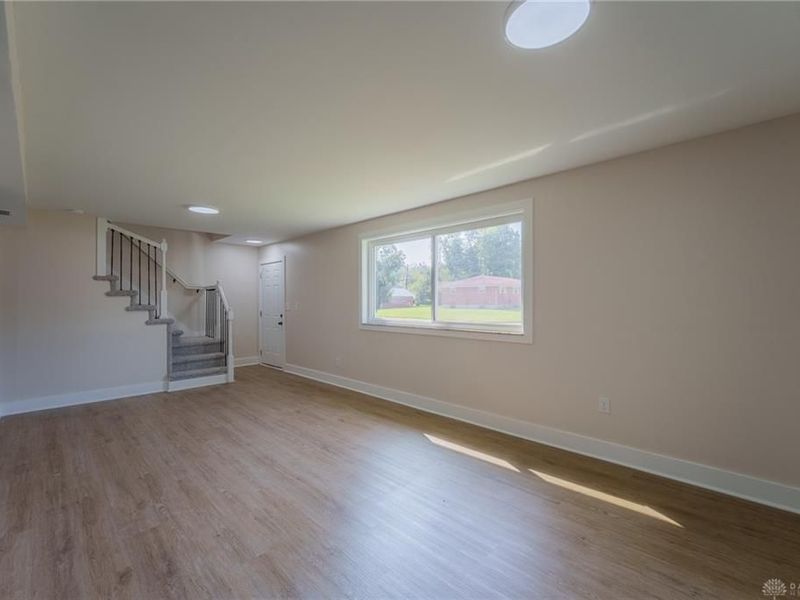 4889 Becker Drive, Dayton, OH 45417 Photo 12