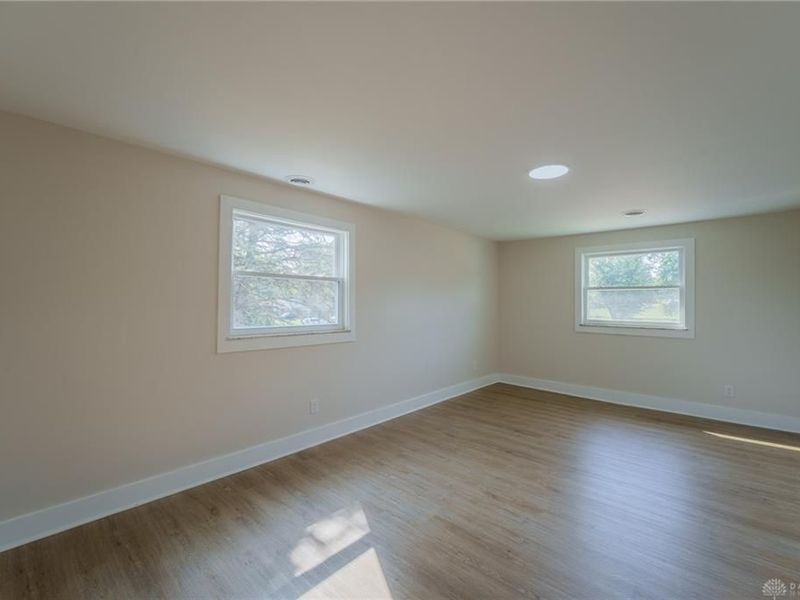 4889 Becker Drive, Dayton, OH 45417 Photo 25