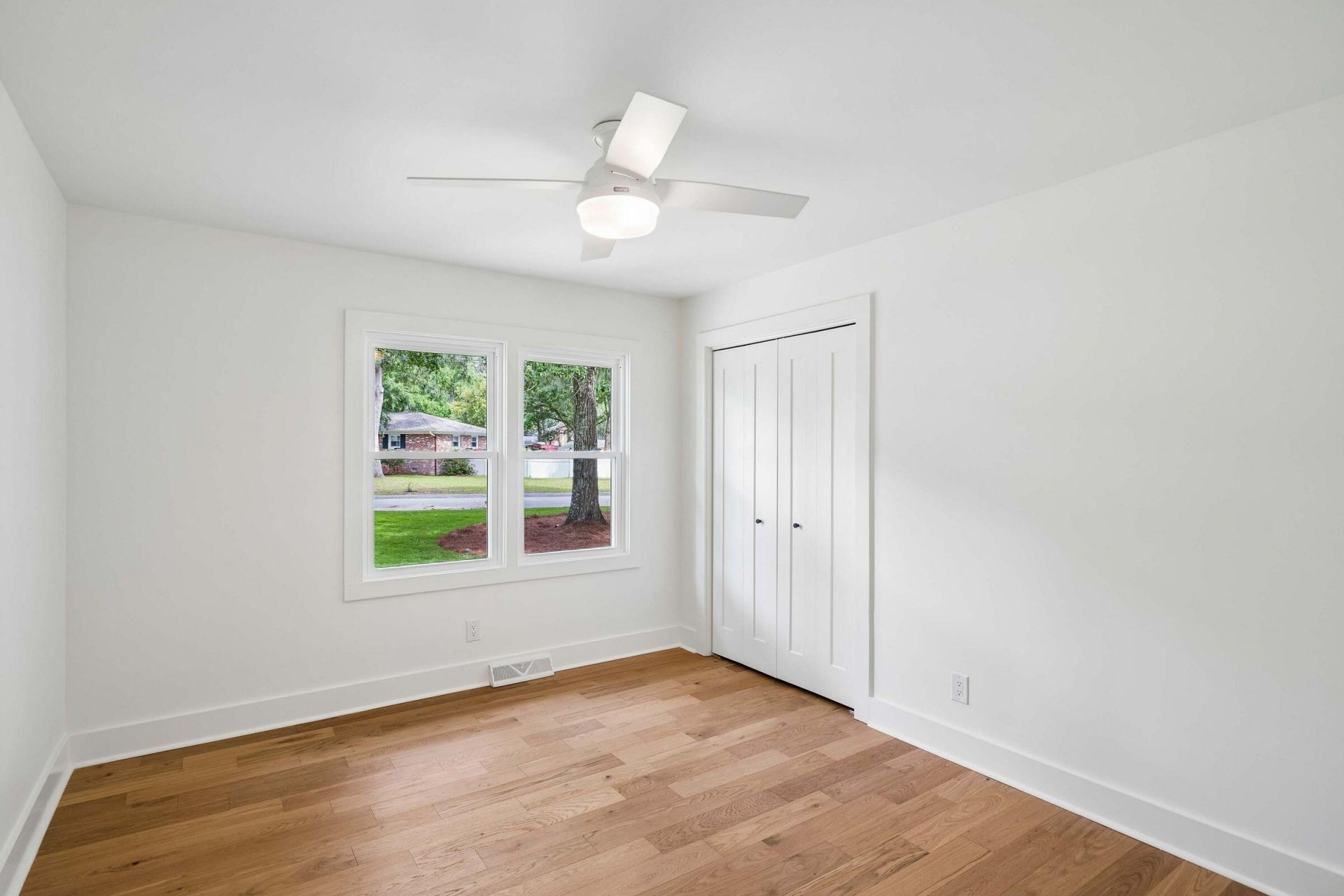 865 Evans Road Photo 45