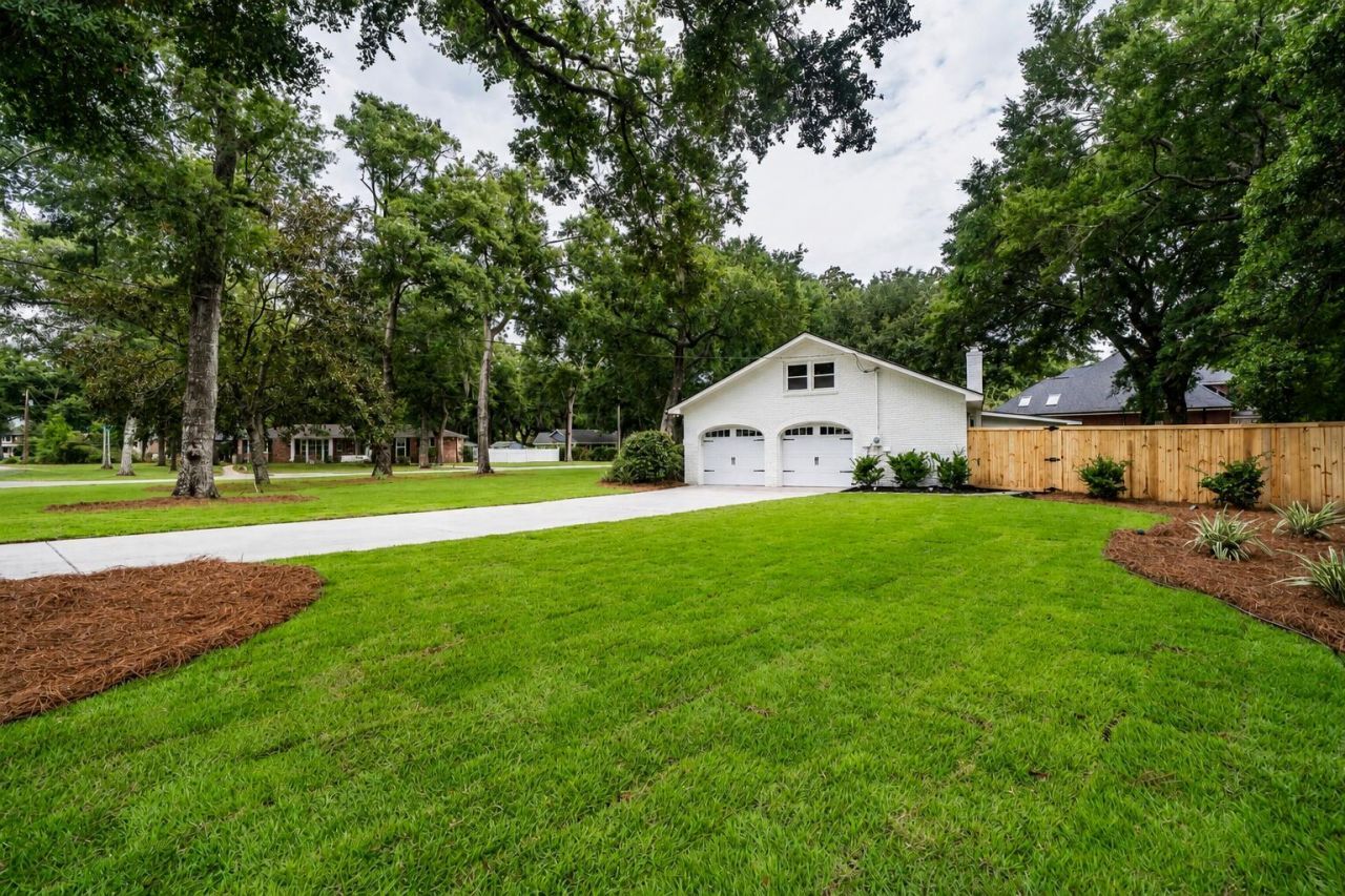 865 Evans Road Photo 5