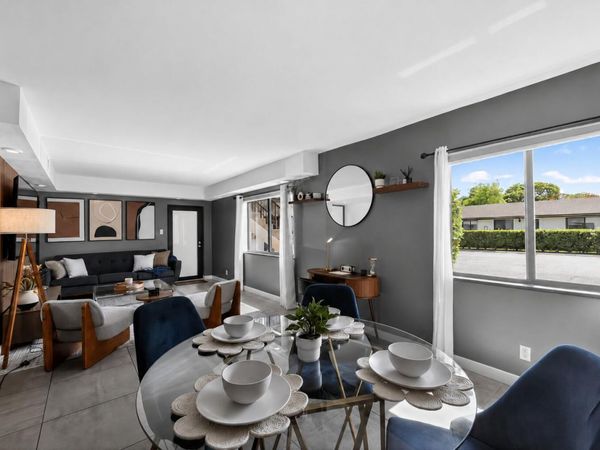 200 NW 25TH Street, Unit 1-8, Wilton Manors, FL 33311