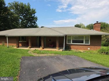 35 LAKE FRONT ROAD, FRONT ROYAL, VA 22630