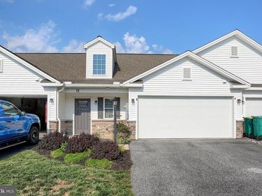 12 GROUP COURT COURT, MOUNT HOLLY SPRINGS, PA 17065