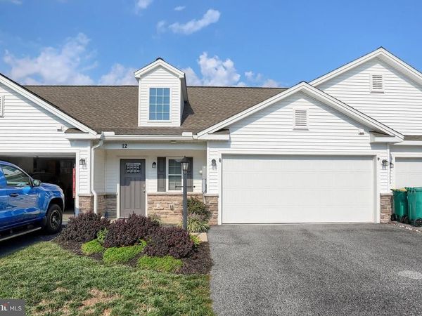 12 GROUP COURT COURT, MOUNT HOLLY SPRINGS, PA 17065