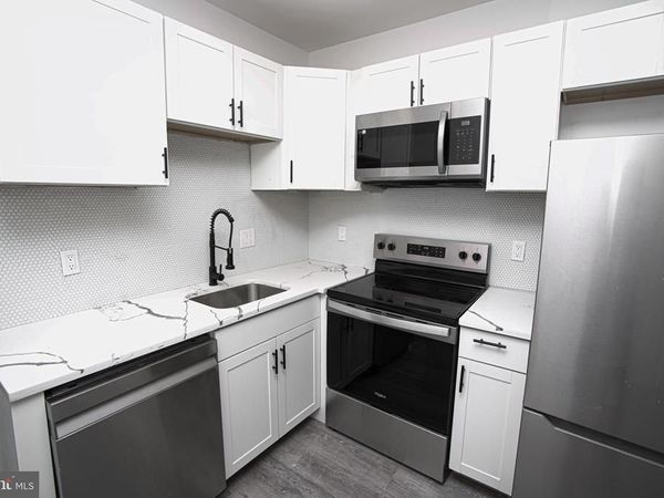 1721 W LIPPINCOTT STREET, PHILADELPHIA, PA 19132
