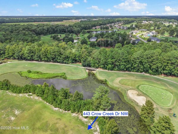 443 Crow Creek Drive NW, Calabash, NC 28467