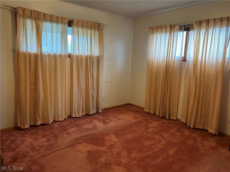 20504 Alameda Parkway, Highland Hills, OH 44128 Photo 12