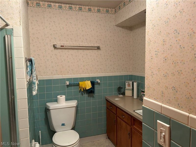 20504 Alameda Parkway, Highland Hills, OH 44128 Photo 13