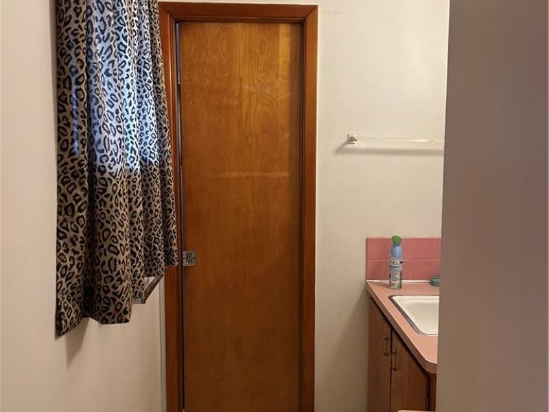 20504 Alameda Parkway, Highland Hills, OH 44128 Photo 8