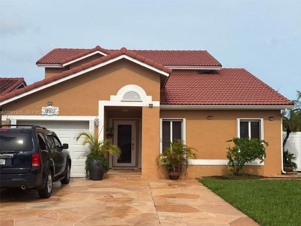 18901 NW 55th Ave , Miami Gardens, FL 33055