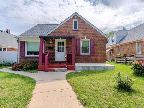 3221 W Oklahoma Ave, Milwaukee, WI 53215