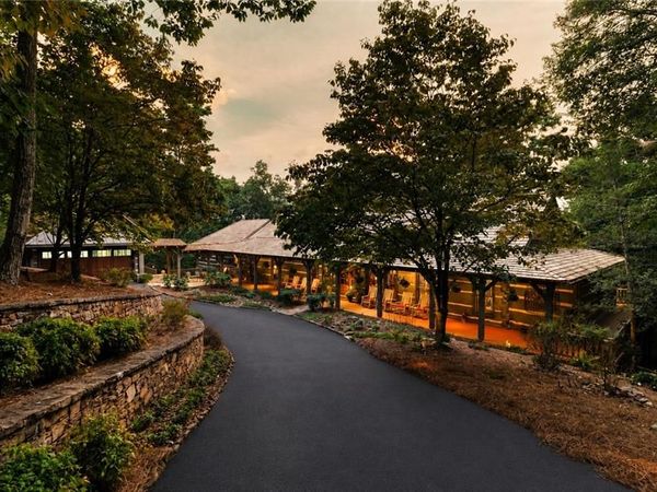 1414 Mcelroy Mountain Drive, Big Canoe, GA 30143