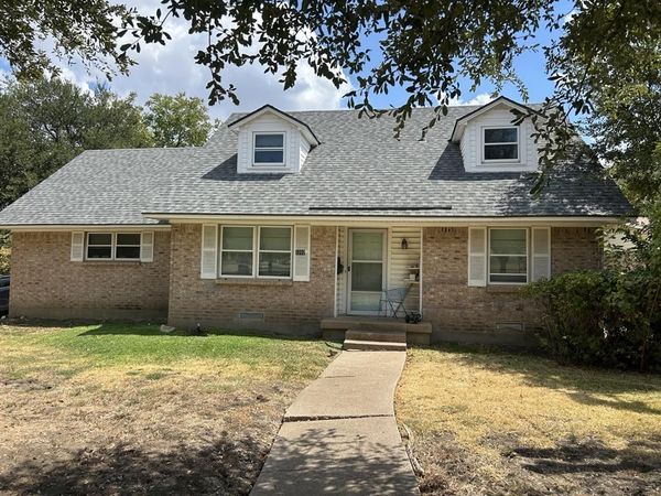 2202 Candleberry Drive , Mesquite, TX 75149