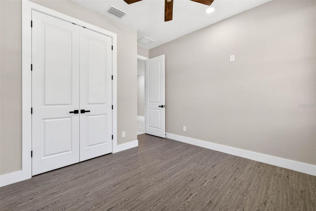 284 Roosevelt Avenue , Masaryktown, FL 34604 Photo