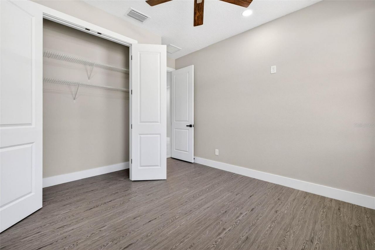 284 Roosevelt Avenue , Masaryktown, FL 34604 Photo