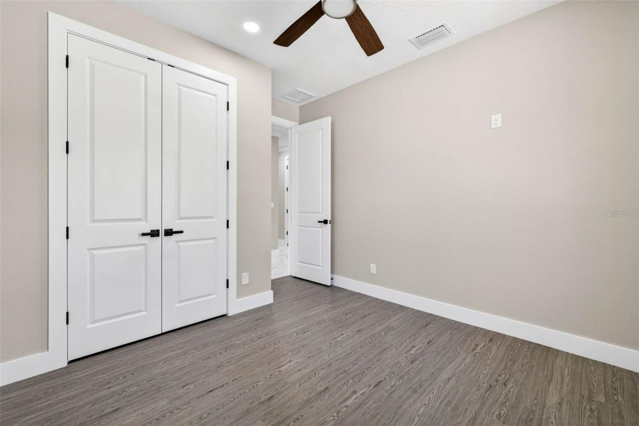 284 Roosevelt Avenue , Masaryktown, FL 34604 Photo