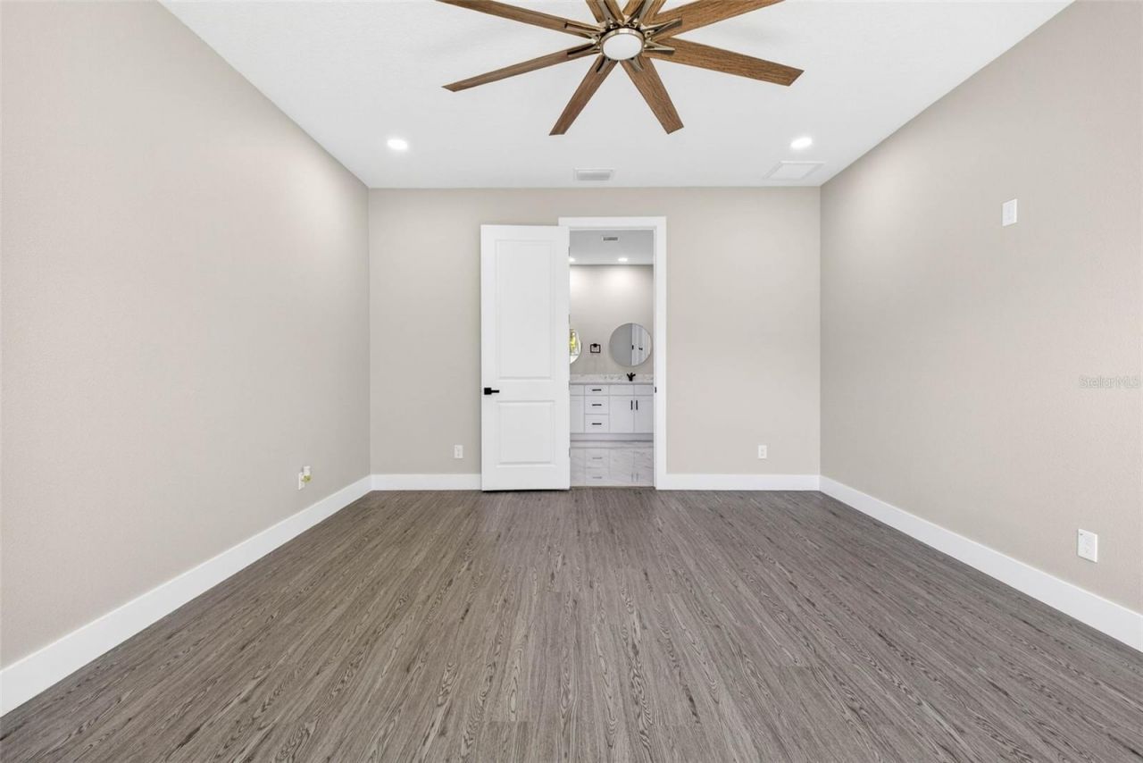 284 Roosevelt Avenue , Masaryktown, FL 34604 Photo