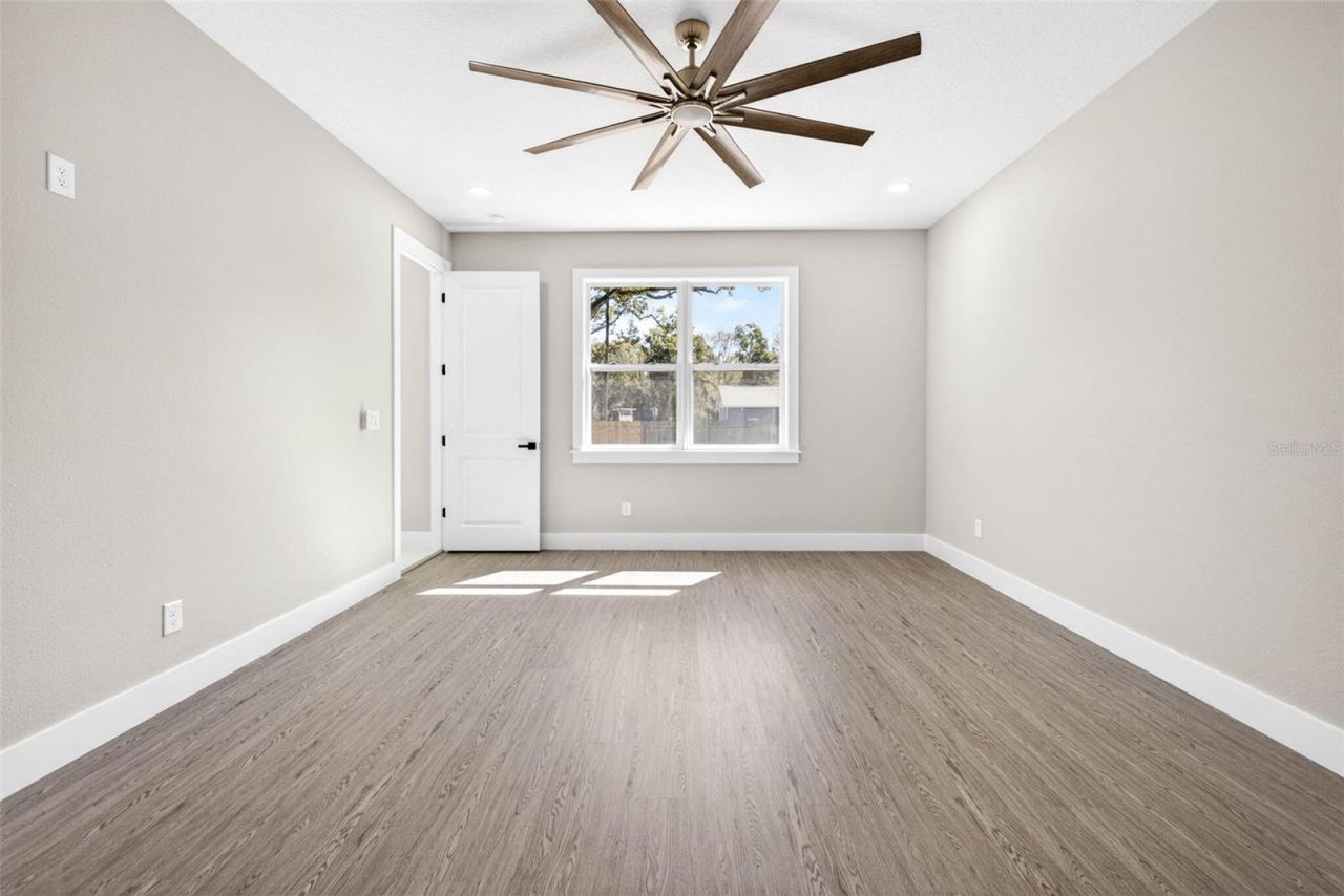 284 Roosevelt Avenue , Masaryktown, FL 34604 Photo