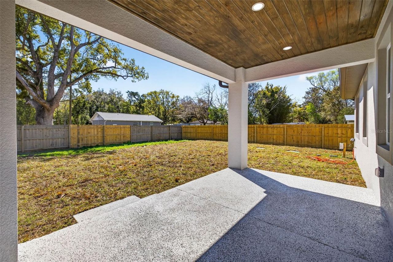 284 Roosevelt Avenue , Masaryktown, FL 34604 Photo