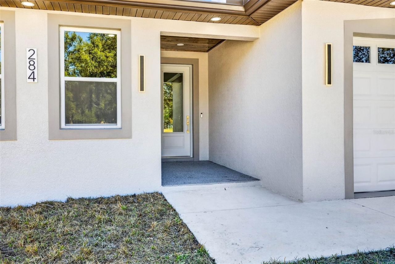 284 Roosevelt Avenue , Masaryktown, FL 34604 Photo
