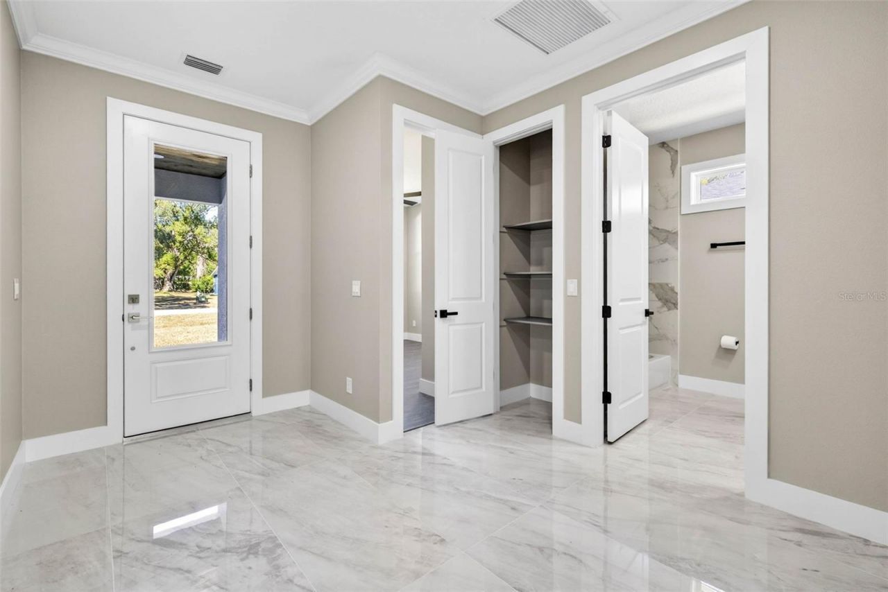 284 Roosevelt Avenue , Masaryktown, FL 34604 Photo
