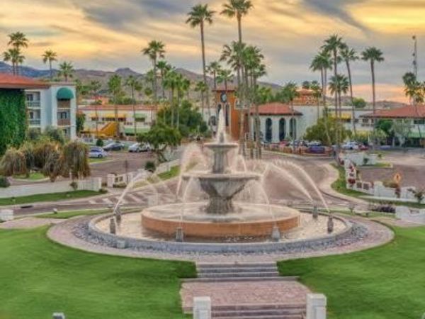 8000 S ARIZONA GRAND Parkway, Unit 427, Phoenix, AZ 85044