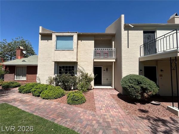 596 Tam O Shanter , Las Vegas, NV 89109