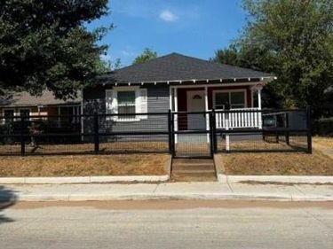 3823 Jamaica, Dallas, TX 75210