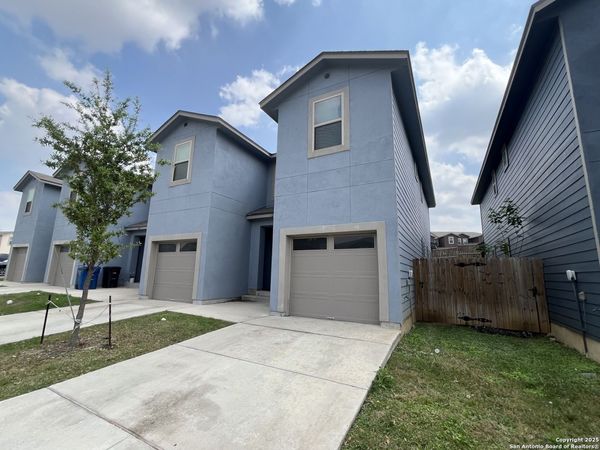 6414 LUGLIO LN, San Antonio, TX 78233