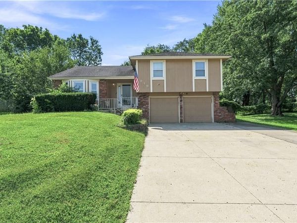 919 NE 112th Terrace, Kansas City, MO 64155