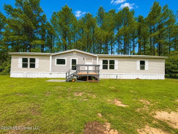 19 Willow Drive, McHenry, MS 39561