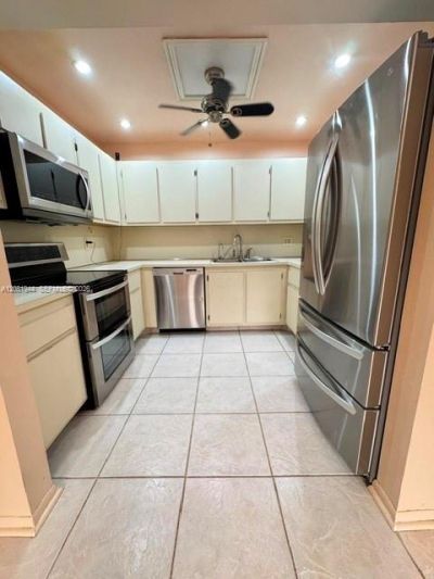 1840 Bayberry Dr , Pembroke Pines, FL 33024 Photo