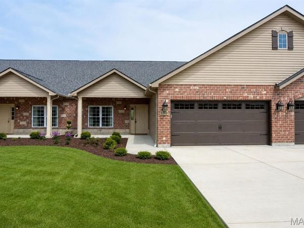 190 Santa Elena Drive , Wentzville, MO 63385