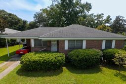 53 Chadwick Drive photo 4