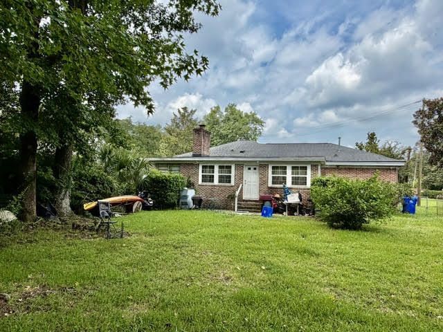 53 Chadwick Drive Photo 8