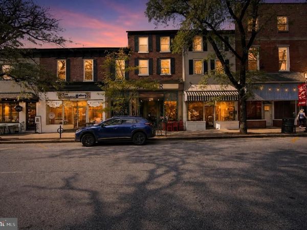 111 W STATE STREET , KENNETT SQUARE, PA 19348