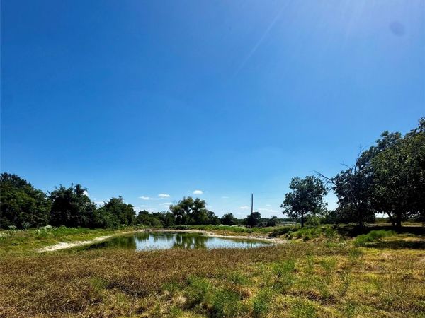 TBD lot 16 CR 327, Granger, TX 76530
