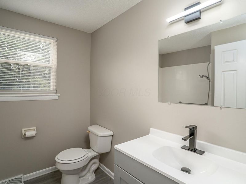 3461 Dillward Drive, Columbus, OH 43219 Photo 14