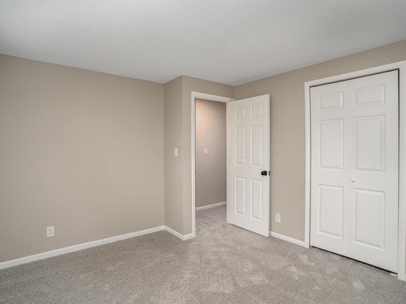 3461 Dillward Drive, Columbus, OH 43219 Photo 16