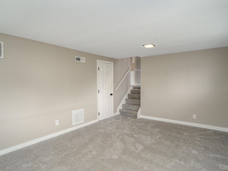 3461 Dillward Drive, Columbus, OH 43219 Photo 18
