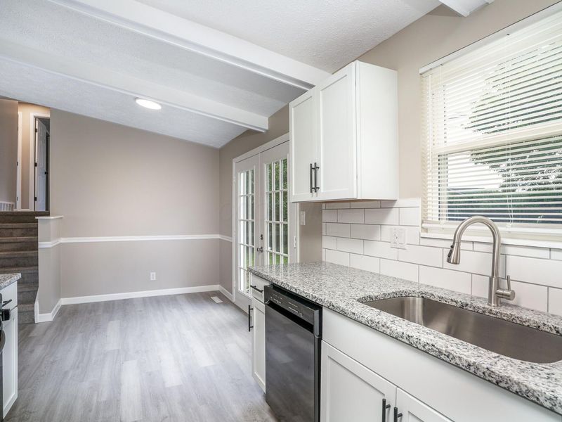3461 Dillward Drive, Columbus, OH 43219 Photo 8