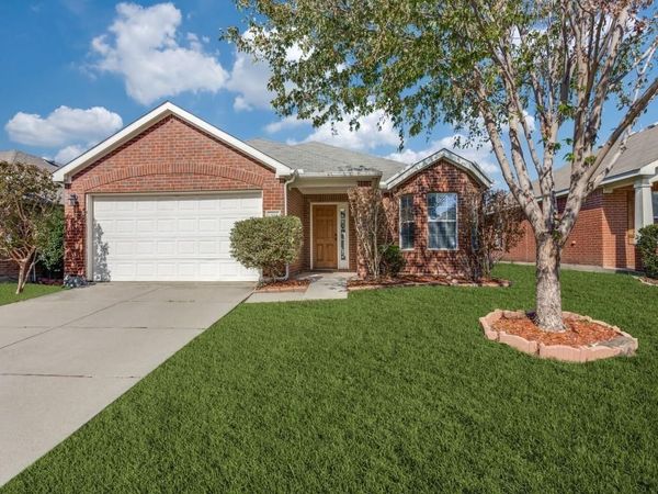 1905 Morning Dove, Aubrey, TX 76227