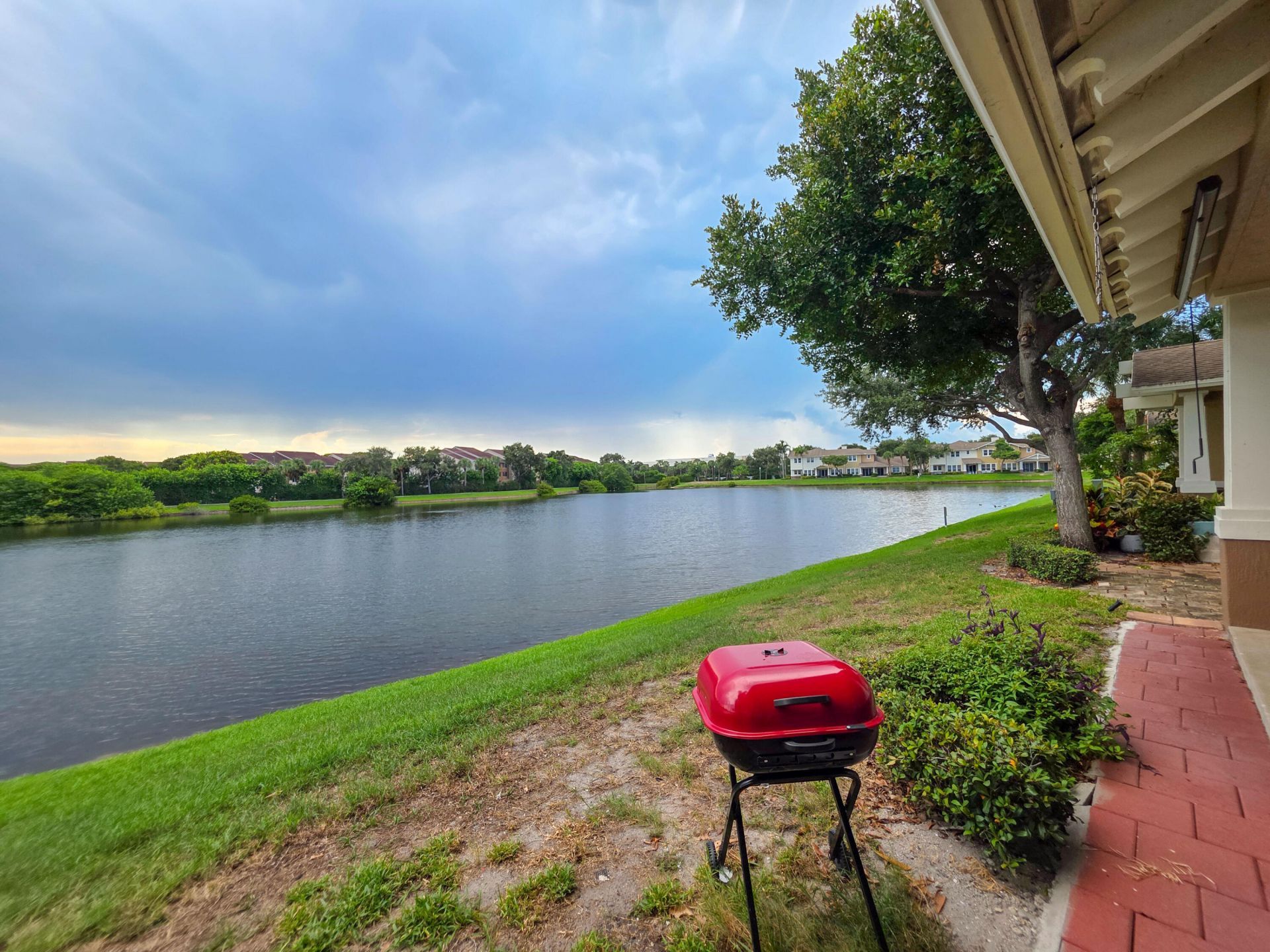 855 Marina Del Ray Lane, Unit 1, West Palm Beach, FL 33401 Photo