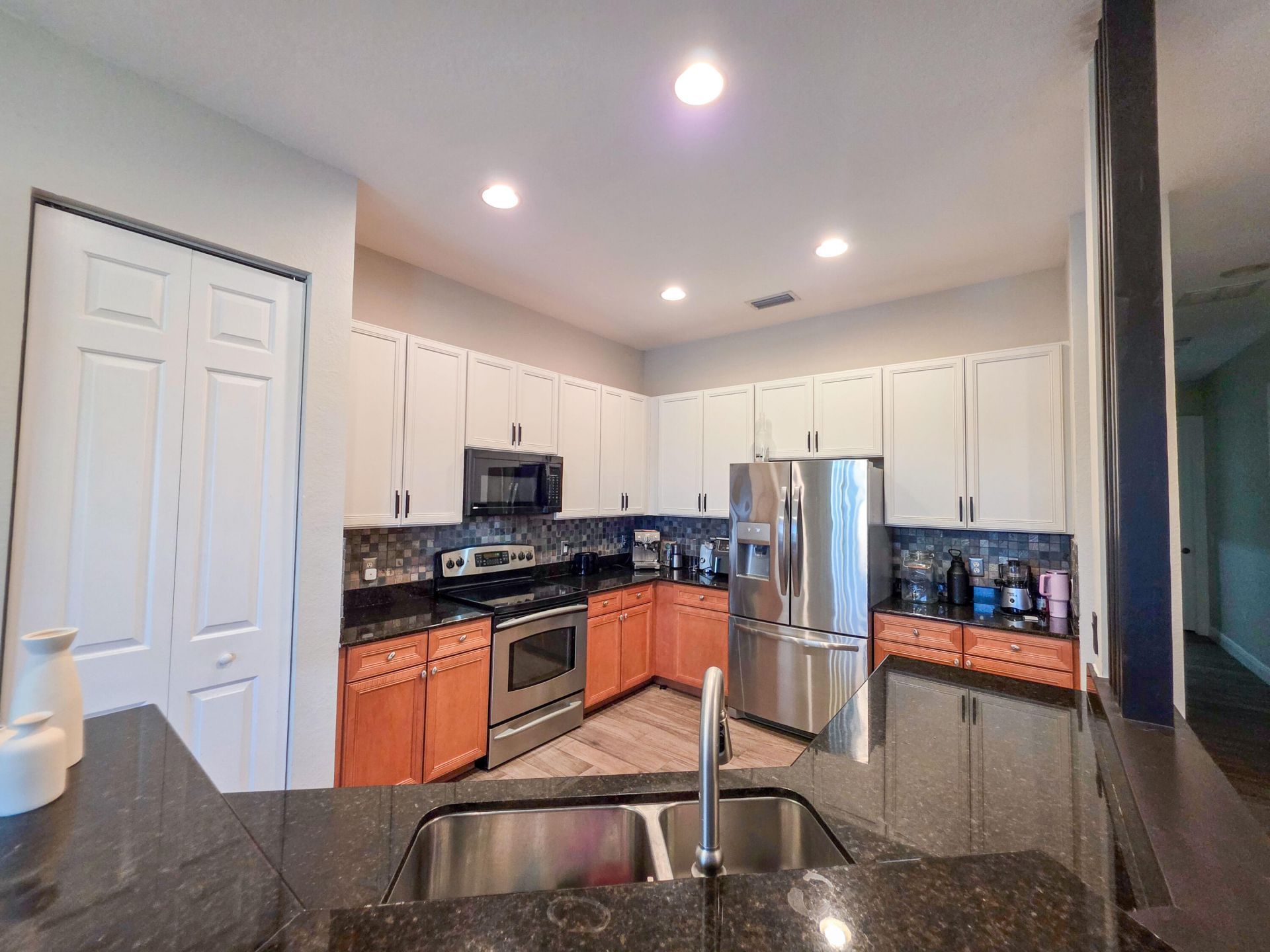 855 Marina Del Ray Lane, Unit 1, West Palm Beach, FL 33401 Photo