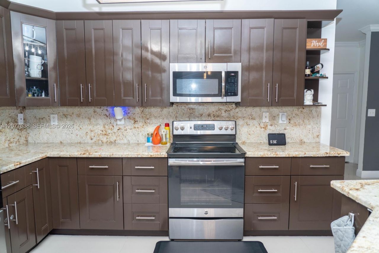 2818 SW 177th Ave, Miramar, FL 33029 Photo
