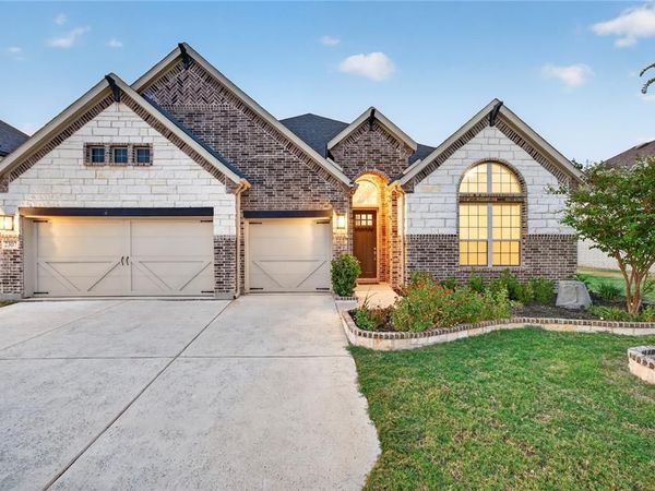 2307 Sam Street , Mansfield, TX 76063