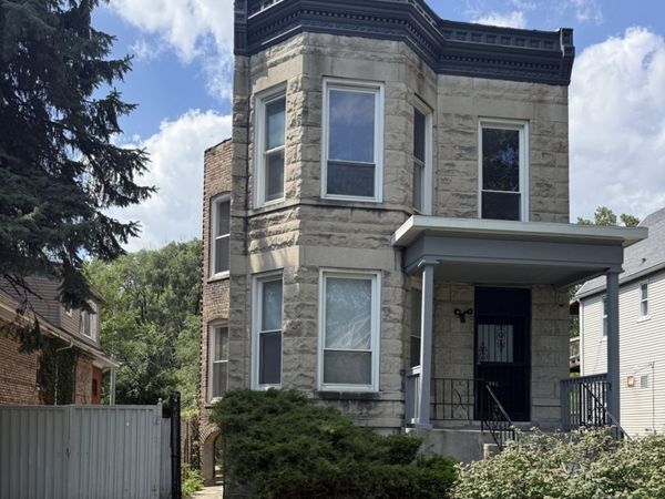 6946 S May Street , Chicago, IL 60621