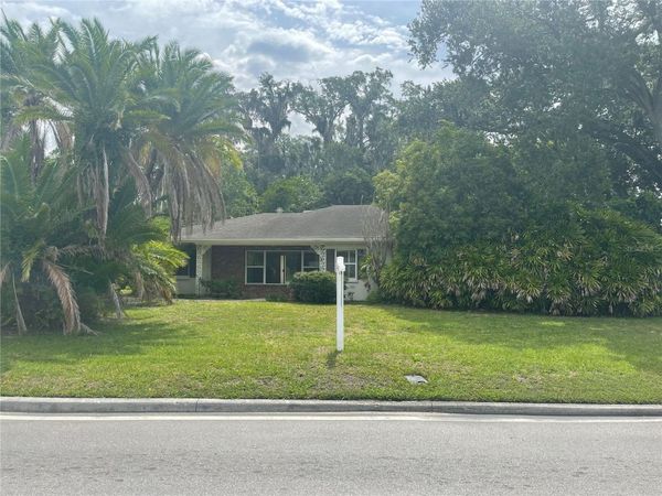 225 LAKE HOLLINGSWORTH DRIVE , LAKELAND, FL 33803