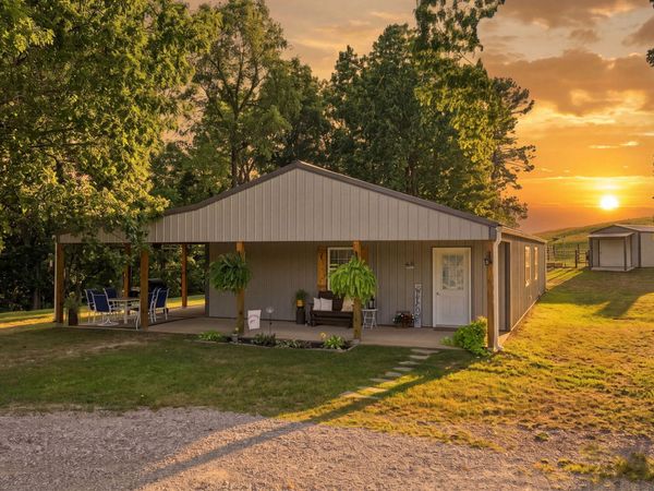 426 Stock Drive , Chestnutridge, MO 65630