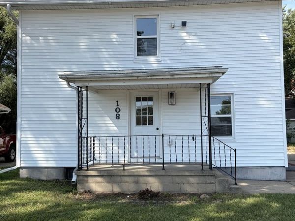 108 Deleon Street , Ottawa, IL 61350